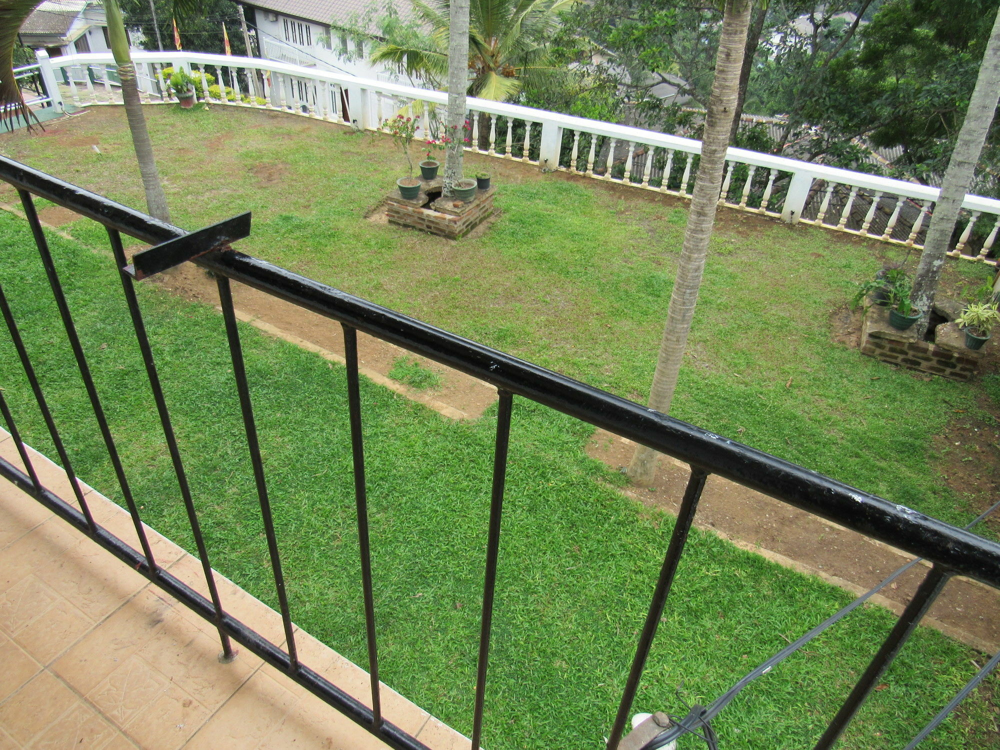 King Leisure Residence Kandy Bagian luar foto