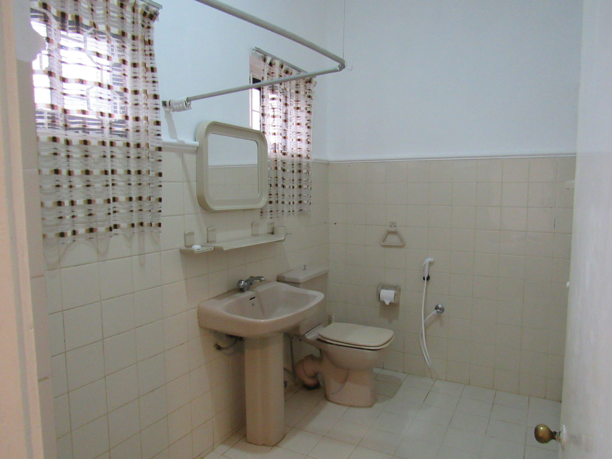 King Leisure Residence Kandy Bagian luar foto