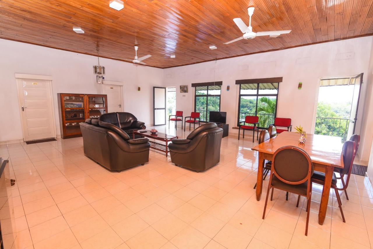 King Leisure Residence Kandy Bagian luar foto