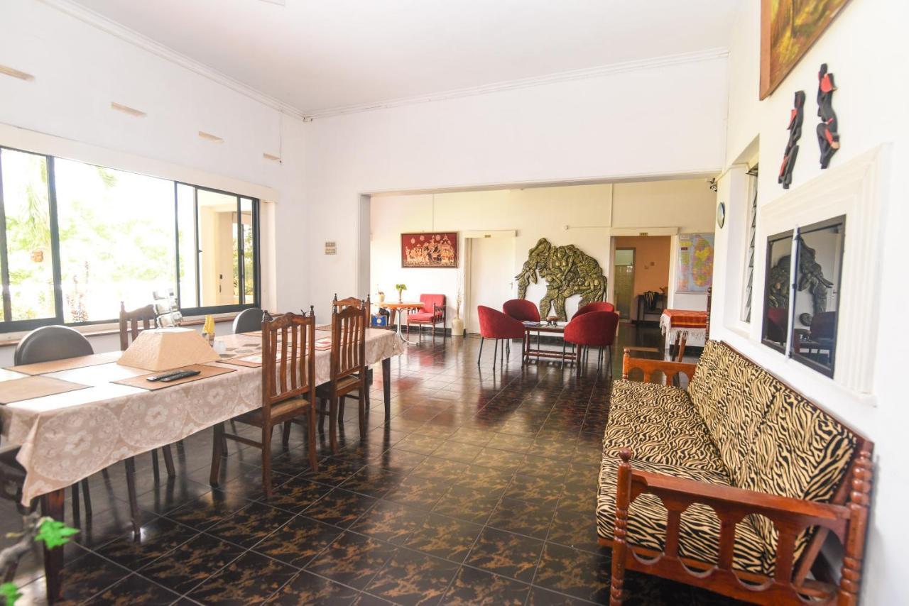 King Leisure Residence Kandy Bagian luar foto